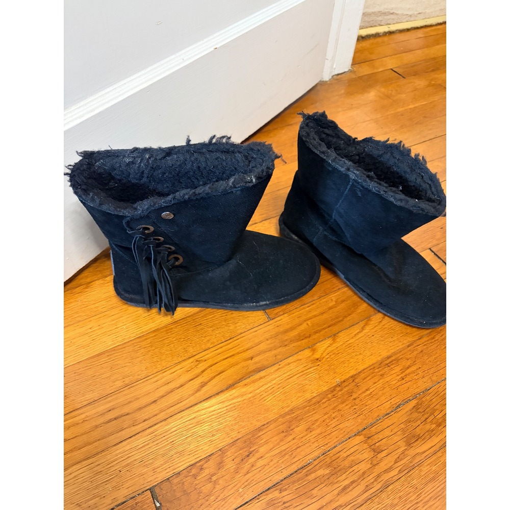 BearPaw 10 Black Suede Shearling Lined Ankle Boots Women's Cozy Winter Footwear